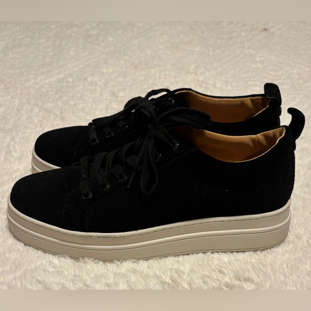 J Slides Black Suede Leather Platform sneakers 8.5 EUC